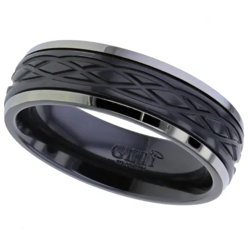 Zirconium Ring with Central Celtic Knot Design